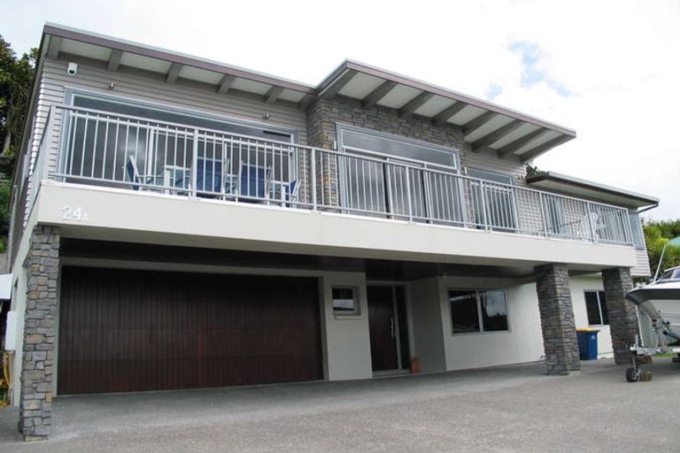 Photo of property in 24a Hebron Road, Waiake, Auckland, 0630
