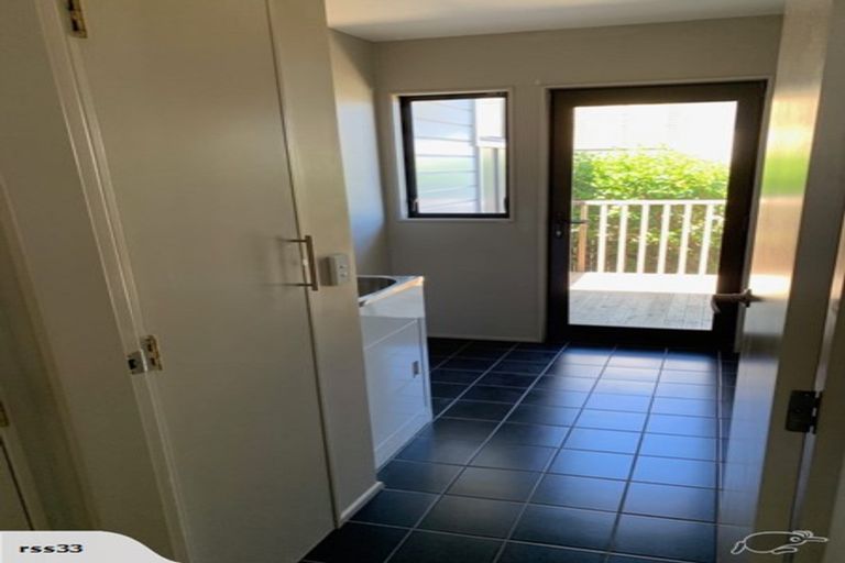 Photo of property in 72a Sheridan Terrace, Johnsonville, Wellington, 6037