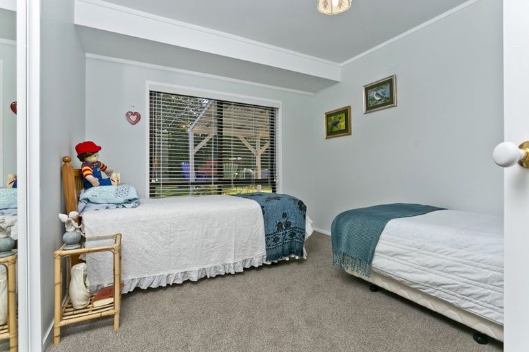 Photo of property in 128 Arran Road, Browns Bay, Auckland, 0630