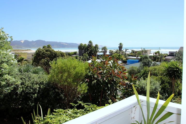 Photo of property in 8 Korora Street, Ahipara, Kaitaia, 0481