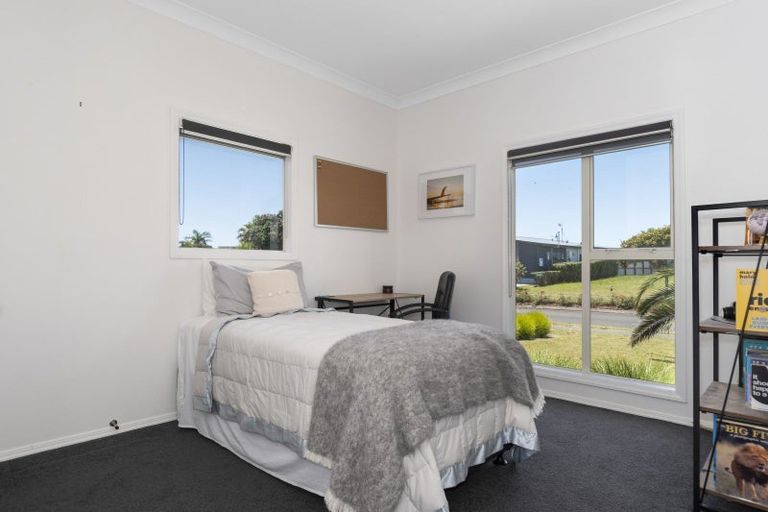 Photo of property in 28 Nautilus Drive, Papamoa Beach, Papamoa, 3118