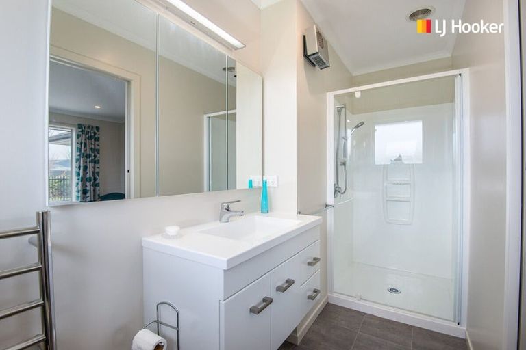 Photo of property in 8 Centre Street, Mosgiel, 9024