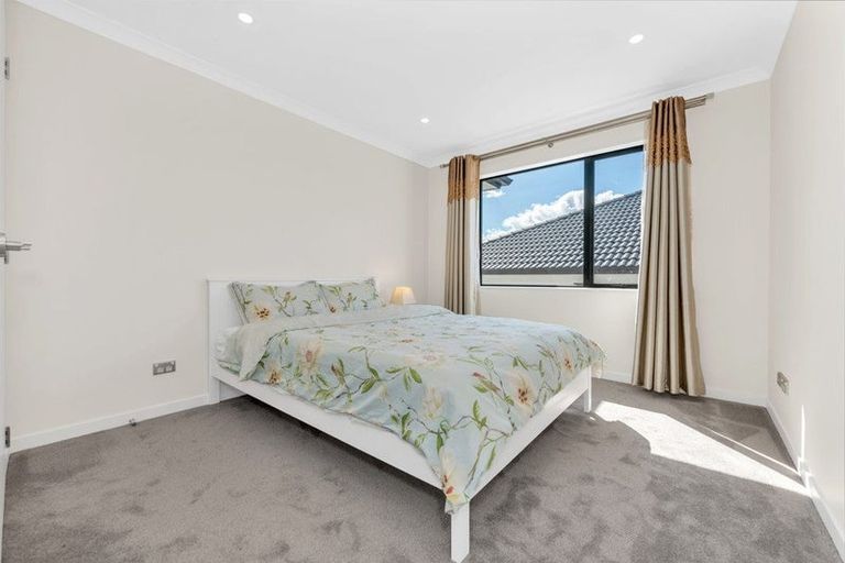 Photo of property in 80 Drumbuoy Drive, Flat Bush, Auckland, 2019