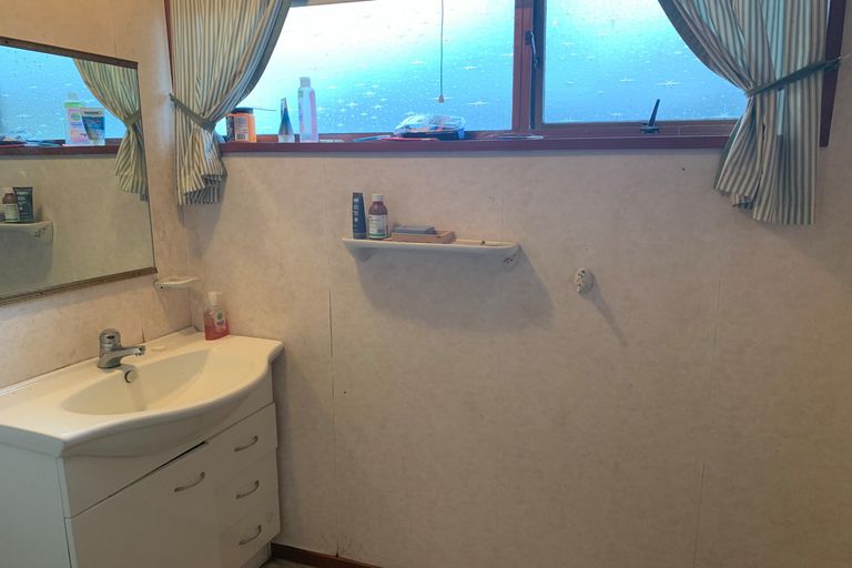 Photo of property in 3 Moana Crescent, Musselburgh, Dunedin, 9013