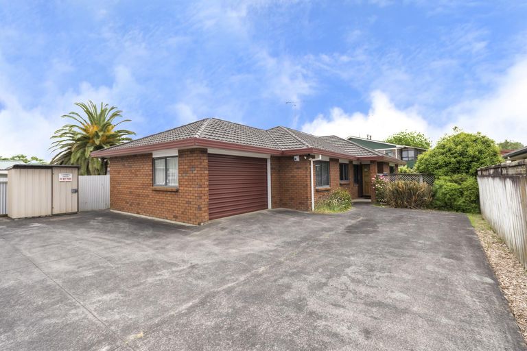 Photo of property in 9 Collie Road, Pukekohe, 2120