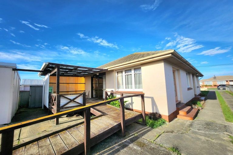 Photo of property in 12 Balmoral Street, Oamaru North, Oamaru, 9400