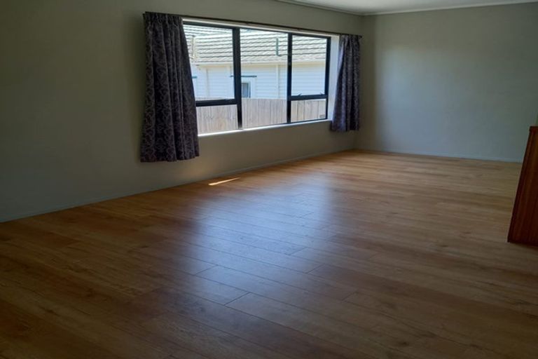 Photo of property in 36b Seabrook Avenue, New Lynn, Auckland, 0600