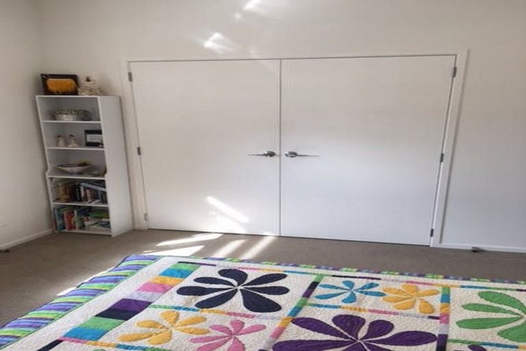 Photo of property in 266 Hobsonville Point Road, Hobsonville, Auckland, 0616