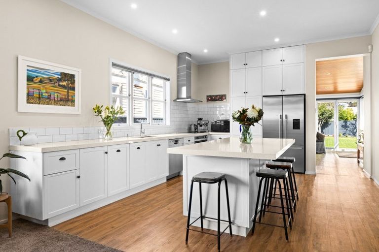 Photo of property in 54 Nelson Crescent, Napier South, Napier, 4110