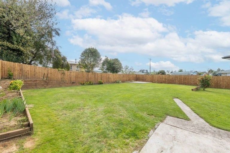 Photo of property in 10 Maple Drive, Putaruru, 3411