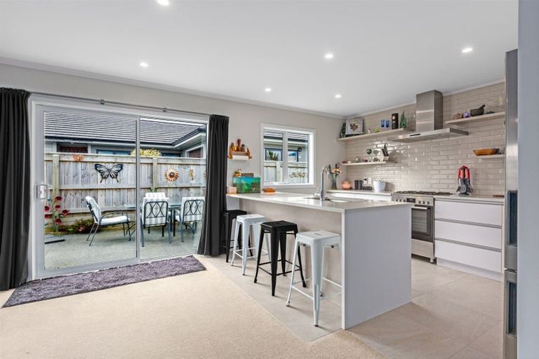 Photo of property in 31 Henrietta Maxwell Grove, Wainuiomata, Lower Hutt, 5014