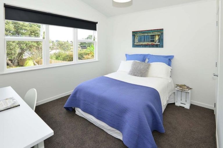 Photo of property in 9 Joydon Place, Stanmore Bay, Whangaparaoa, 0932