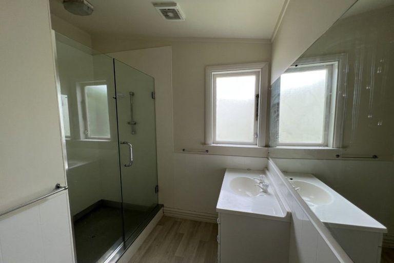 Photo of property in 8 Bourke Street, Palmerston North, 4410