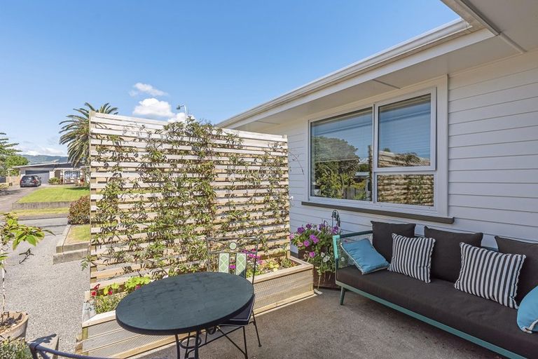 Photo of property in 18 Teoti Street, Paraparaumu Beach, Paraparaumu, 5032