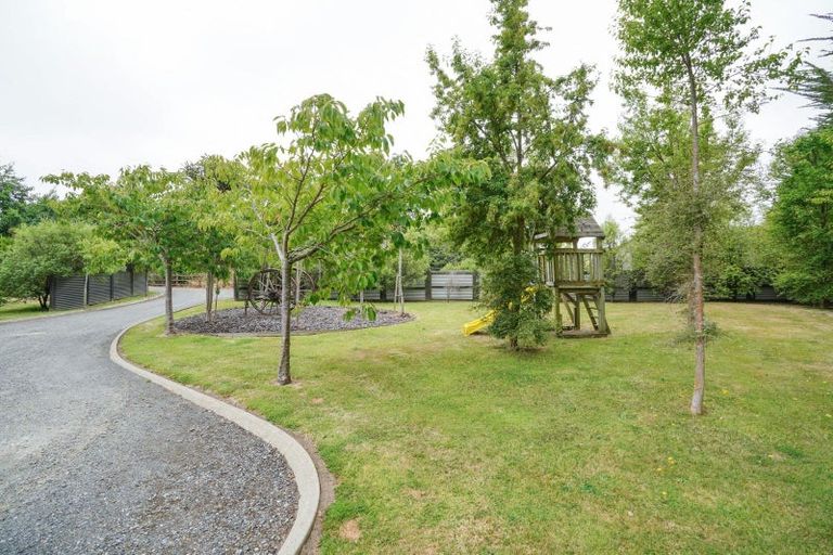Photo of property in 40 Matua Grove, Otatara, Invercargill, 9879