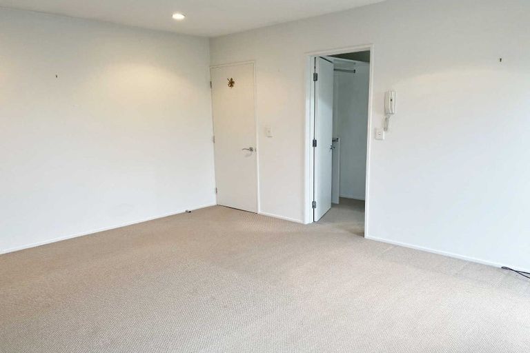 Photo of property in 1/22 Stoneyhurst Street, St Albans, Christchurch, 8014