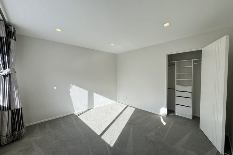 Photo of property in 22 Sunshine Boulevard, Sunnyvale, Auckland, 0612