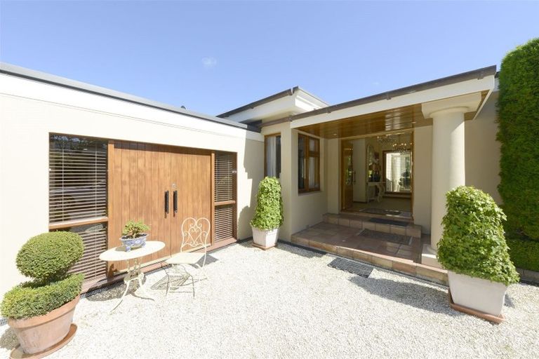 Photo of property in 8 Crichton Terrace, Cashmere, Christchurch, 8022