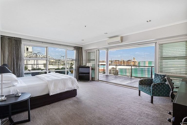 Photo of property in Shed 23 Princess Wharf Apartments, 34/145 Quay Street, Auckland Central, Auckland, 1010