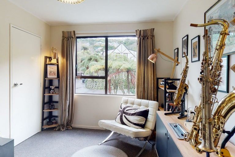 Photo of property in 2/75 Delhi Crescent, Khandallah, Wellington, 6035