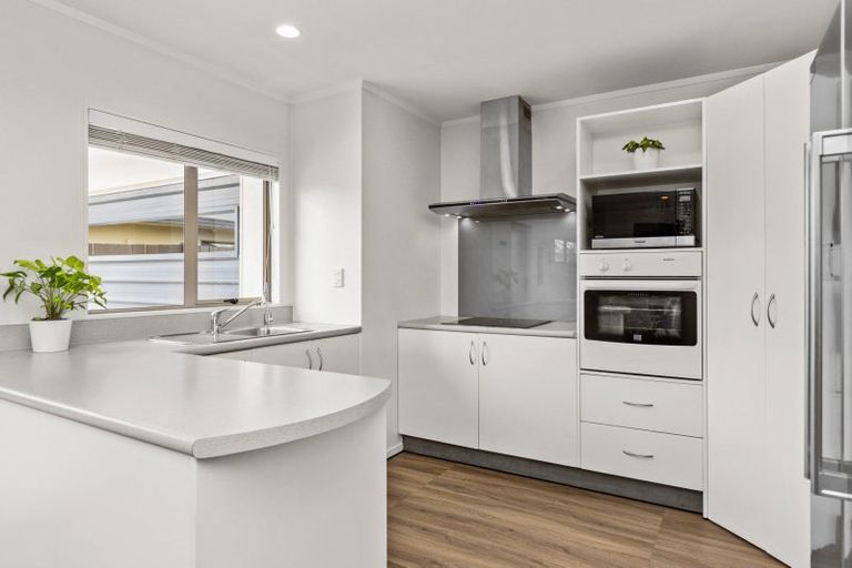 Photo of property in 3/305 Park Road South, Akina, Hastings, 4122