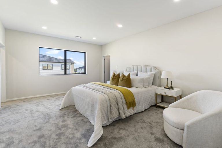 Photo of property in 17 Emerald Avenue, Rosehill, Papakura, 2113
