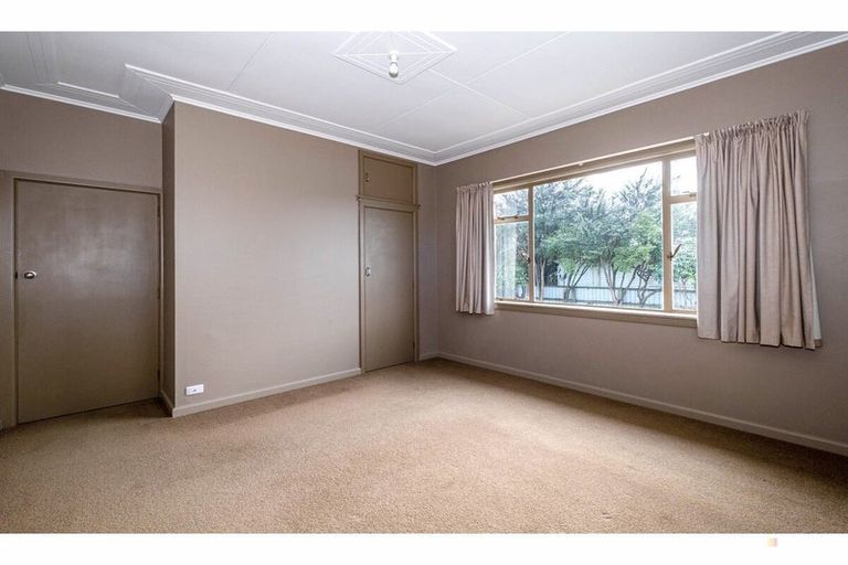 Photo of property in 6 Michael Street, Waimate, 7924