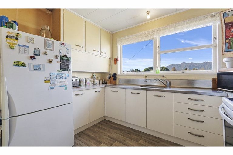 Photo of property in 1 Mccarthy Street, Waihou, Te Aroha, 3393