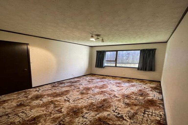 Photo of property in 2 Dianthus Place, Browns Bay, Auckland, 0630