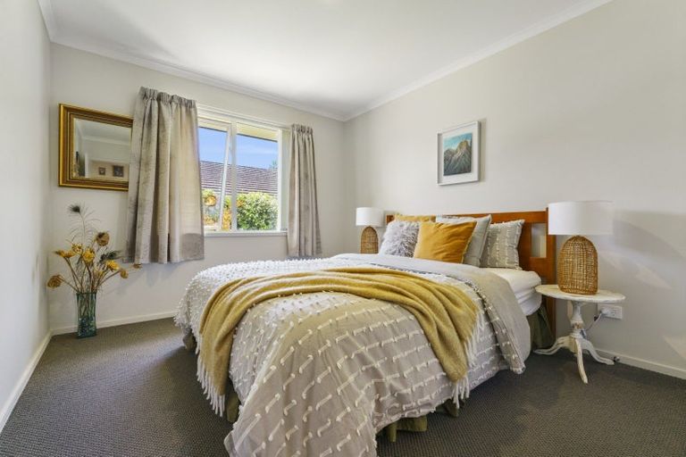 Photo of property in 37 Rochfort Crescent, Pyes Pa, Tauranga, 3112