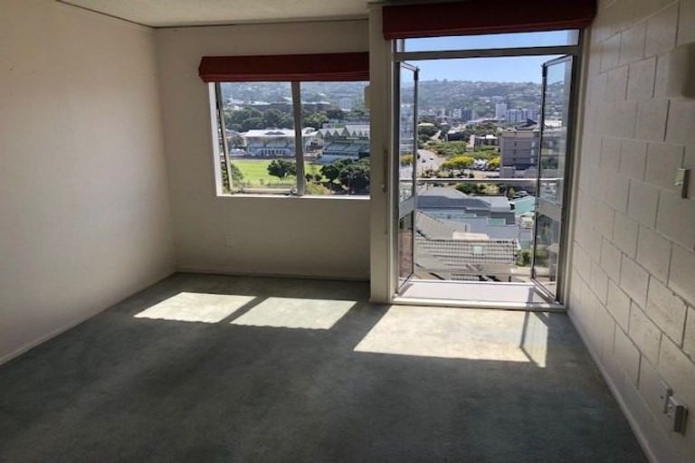 Photo of property in Melksham Towers, 601/131 Brougham Street, Mount Victoria, Wellington, 6011