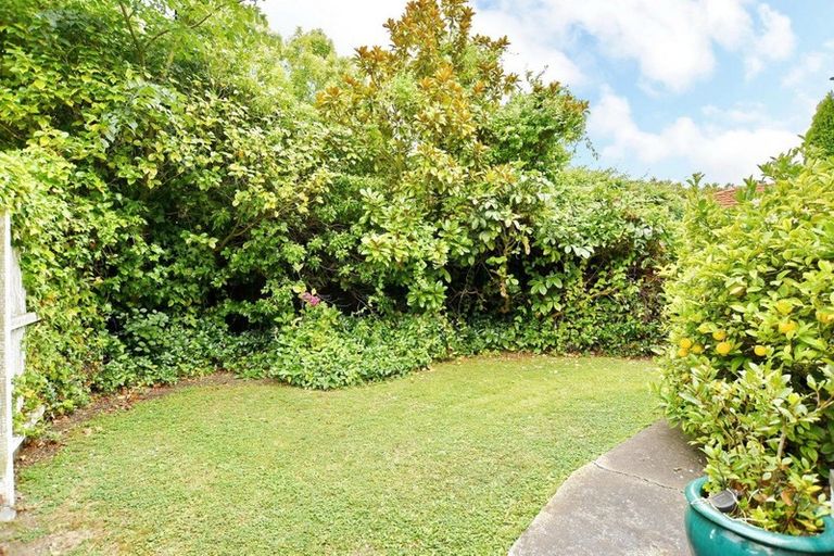 Photo of property in 2/65 Knowles Street, St Albans, Christchurch, 8052