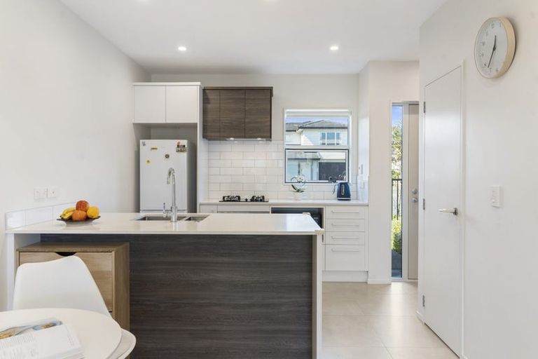 Photo of property in 28 Brookview Drive, Flat Bush, Auckland, 2019