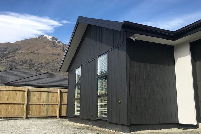 Photo of property in 19 Headley Drive, Lower Shotover, Queenstown, 9304