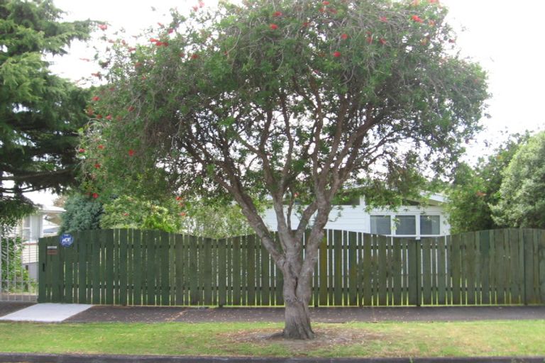 Photo of property in 7 Whittle Place, New Windsor, Auckland, 0600
