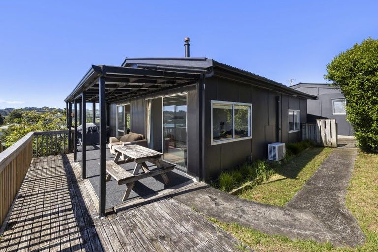 Photo of property in 6 Opotoru Road, Raglan, 3225