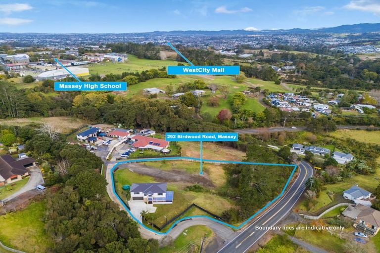 Photo of property in 292 Birdwood Road, Massey, Auckland, 0614
