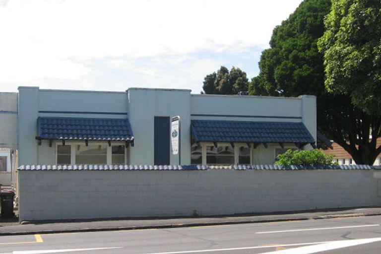 Property details for 66 Manukau Road, Epsom, Auckland, 1023