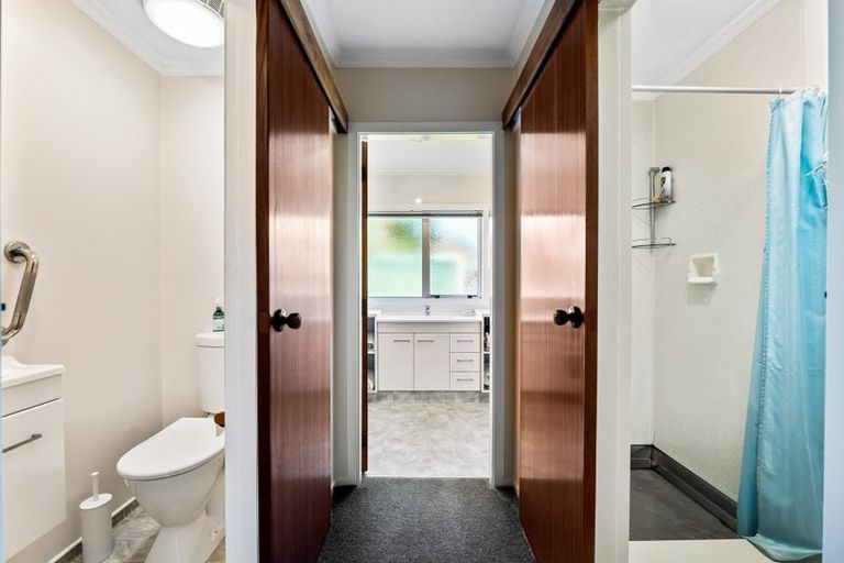 Photo of property in 7 Kamahi Place, Inglewood, 4330