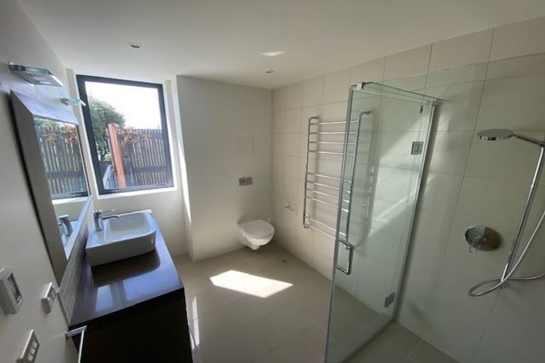 Photo of property in 5/308 Oriental Parade, Oriental Bay, Wellington, 6011