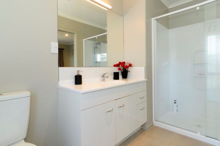 Photo of property in 3 Fremont Way, Pyes Pa, Tauranga, 3112