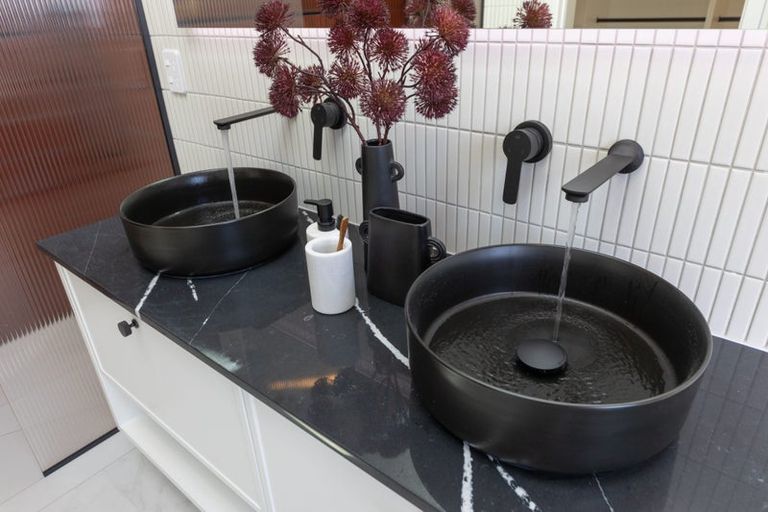 Photo of property in 11 Te Kahu Lane, Halcombe, Feilding, 4779