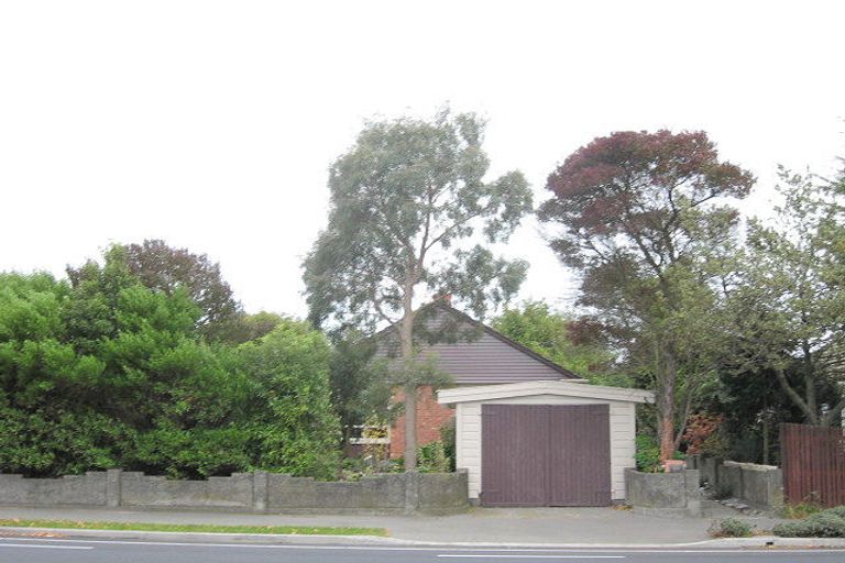 Photo of property in 51 Curletts Road, Sockburn, Christchurch, 8042
