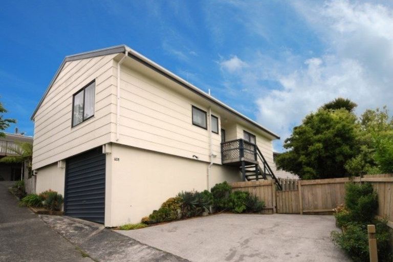 Photo of property in 1/75 Monarch Avenue, Hillcrest, Auckland, 0627