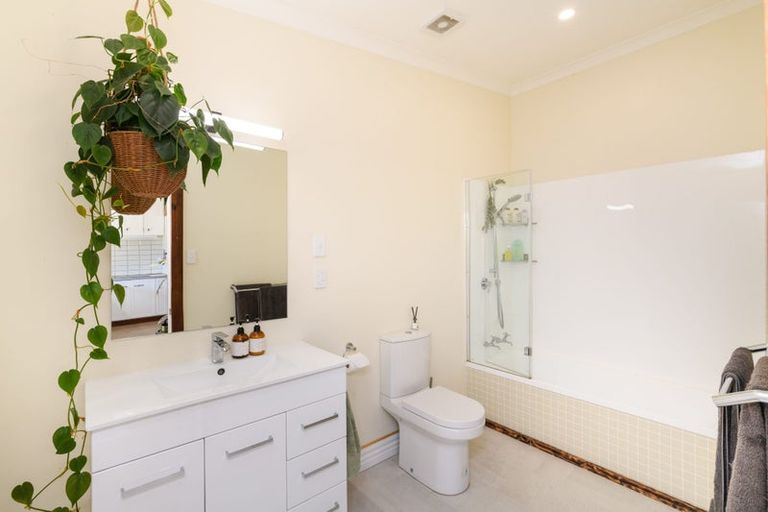 Photo of property in 21 Ouse Street, Rongotea, 4476