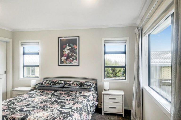 Photo of property in 38 Filmer Crescent, Wallaceville, Upper Hutt, 5018