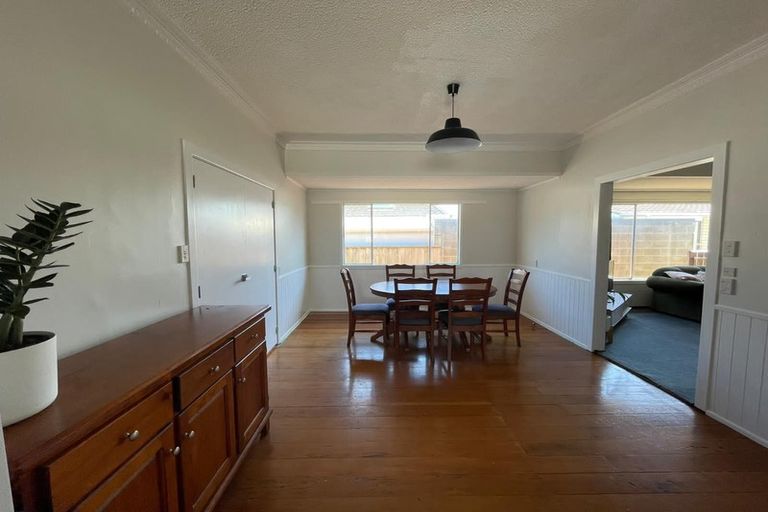 Photo of property in 14 Darnell Street, Fitzroy, New Plymouth, 4312