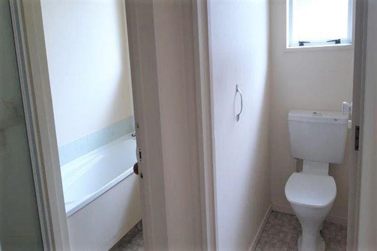 Photo of property in 1/20 Washbournes Road, Wigram, Christchurch, 8042