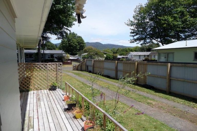 Photo of property in 4 Toi Grove, Turangi, 3334