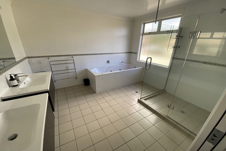 Photo of property in 40d Thackeray Street, Hamilton Lake, Hamilton, 3204